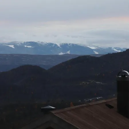Architectural Gem With Views Of Hallingskarvet *